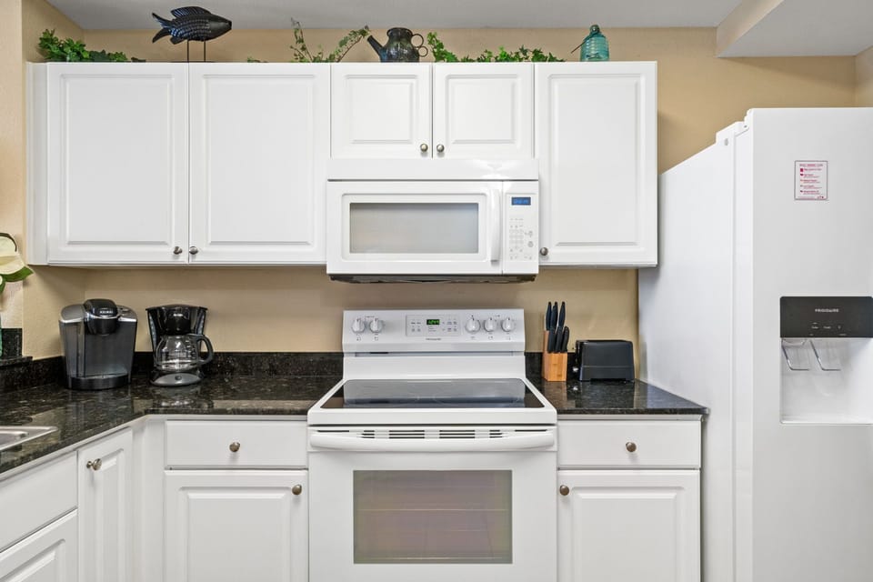 Full Size Kitchen with Bar Seating