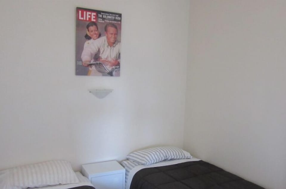 Single bedroom