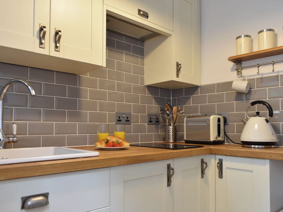 Fully appointed kitchen | Elizabeth Cottage, Hinderwell, near Whitby 