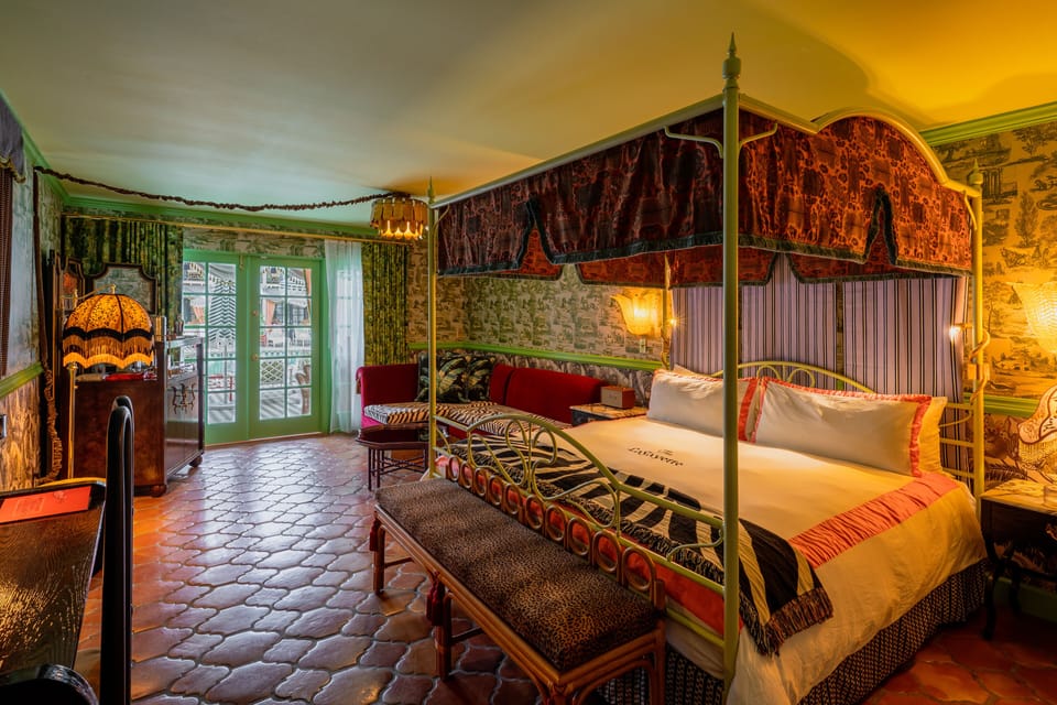 Premium bedding, pillowtop beds, minibar, desk