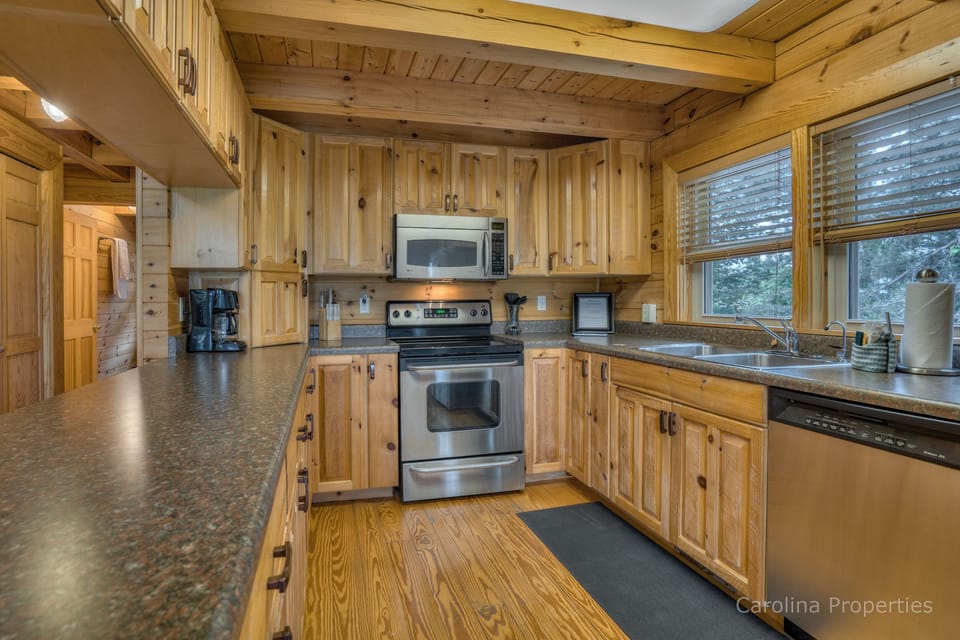 Fully-functional kitchen