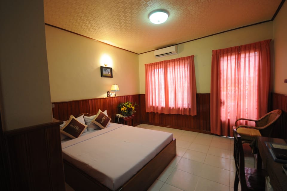 Superior Single Room, 1 Twin Bed | Select Comfort beds, minibar, in-room safe, individually decorated