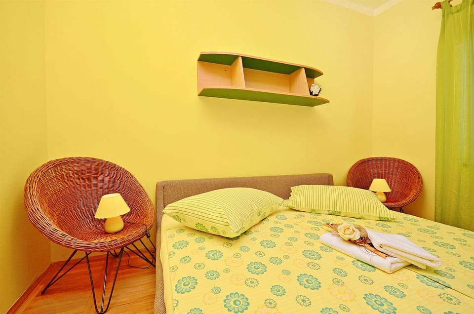 Apartment (A1) | Free WiFi, bed sheets