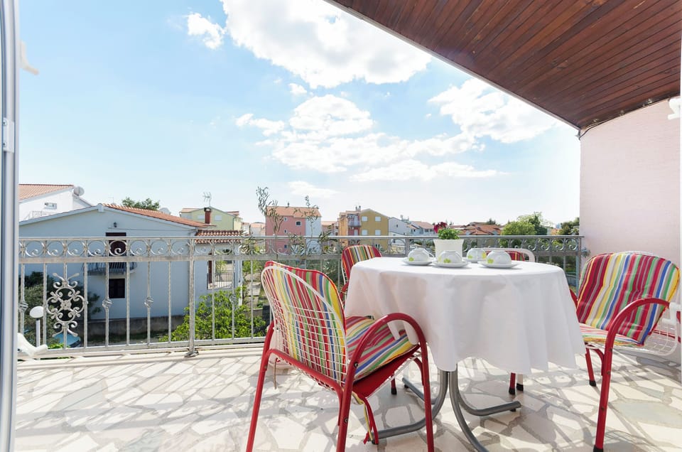 Apartment (A1) | Balcony