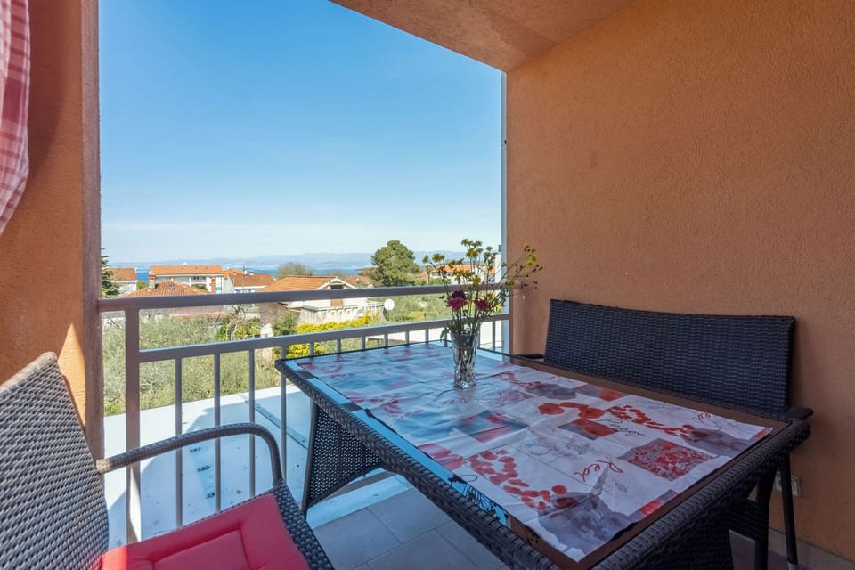 Apartment (A1) | Balcony