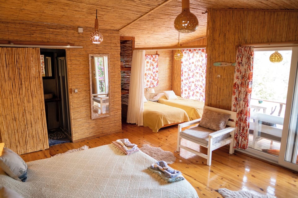 Room, Sea View | WiFi (free), individually decorated, individually furnished, bed sheets