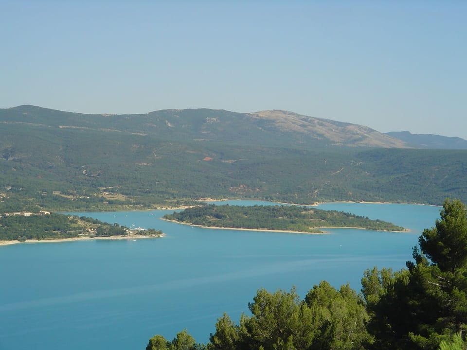 Semi-detached gîtes near the lower gorges of the Verdon Pets welcome Cottage in French Riviera