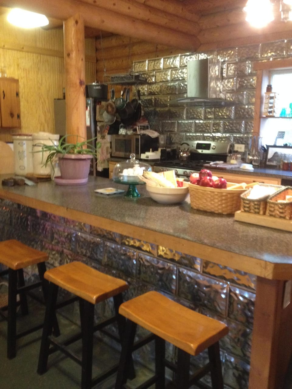 Lozeau Lodge Kitchen  and bar area.