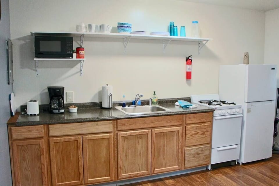 Fully Stocked Kitchenette