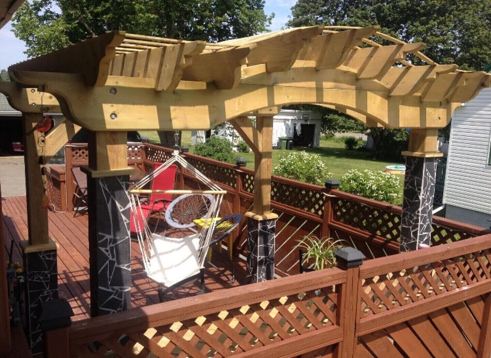 Big deck/ pergolas area for customers use.