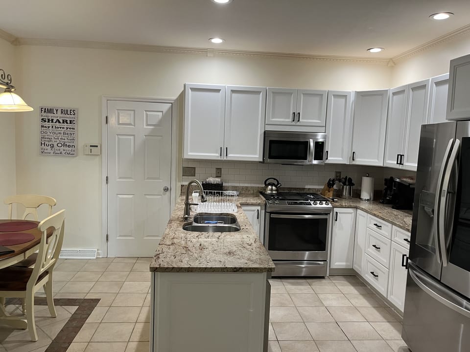 Eat in Kitchen