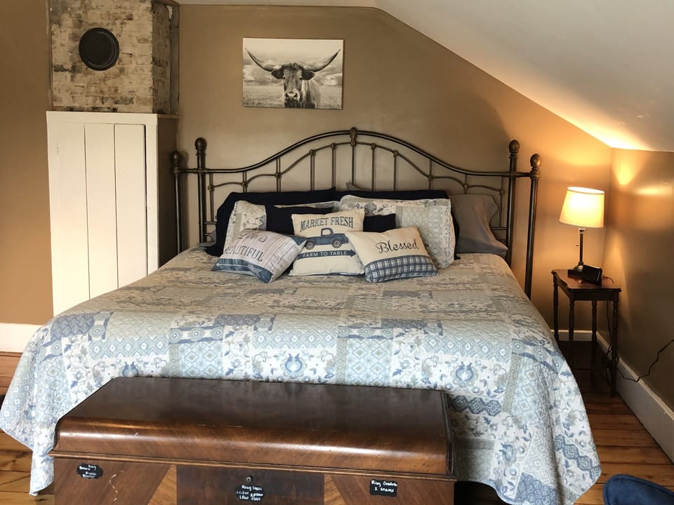 King Bedroom
