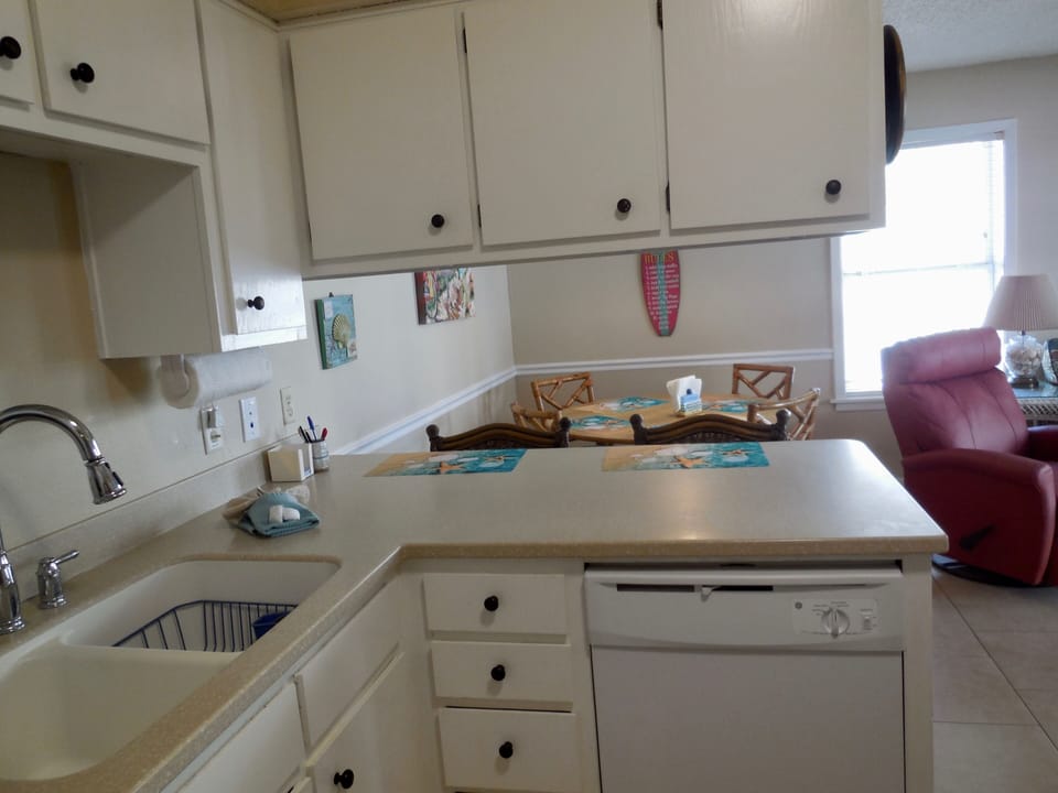 Fully equipped kitchen for meals in