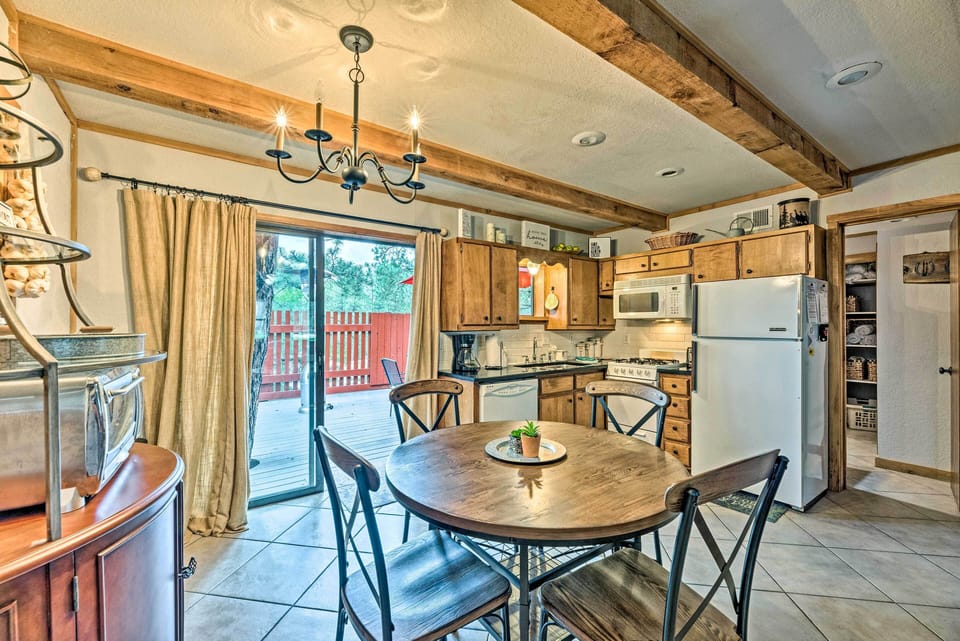 Kitchen | Dishware & Flatware