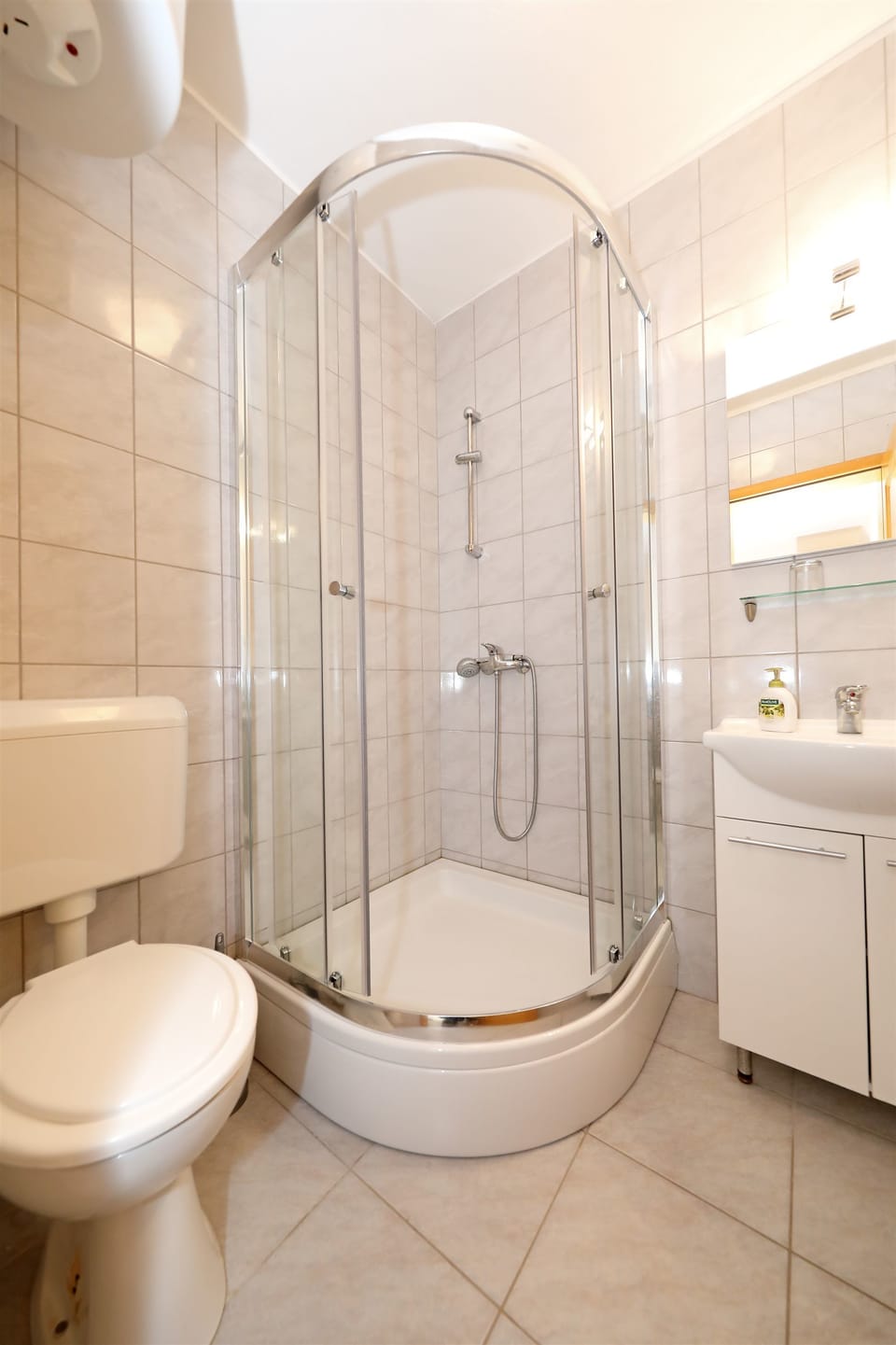 Bathroom | Shower