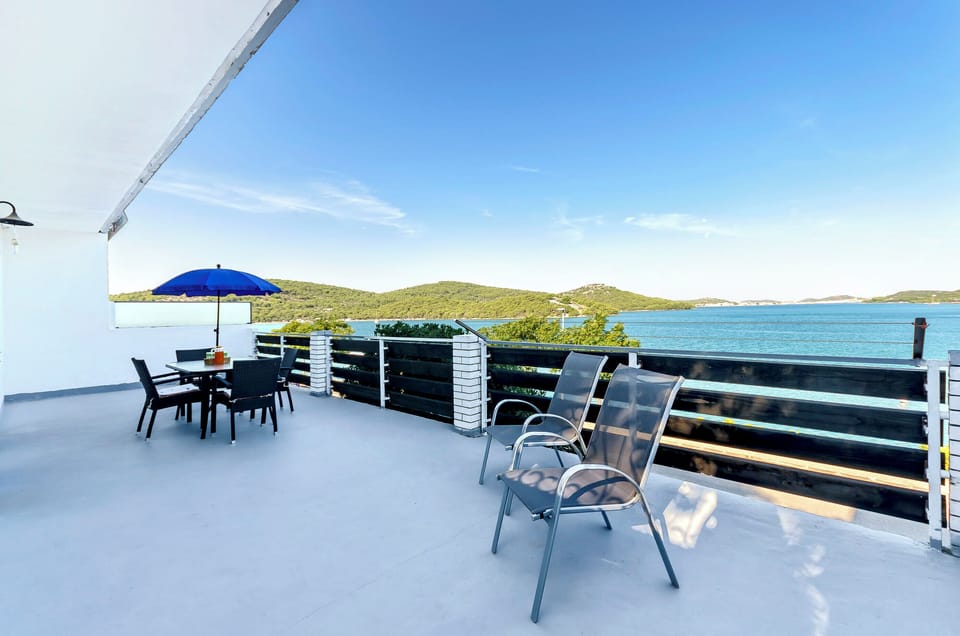 Apartment (A1) | Balcony