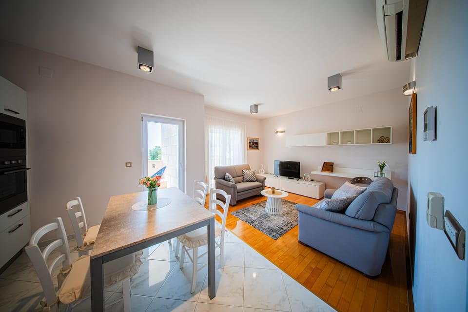 Apartment (A2) | Living room