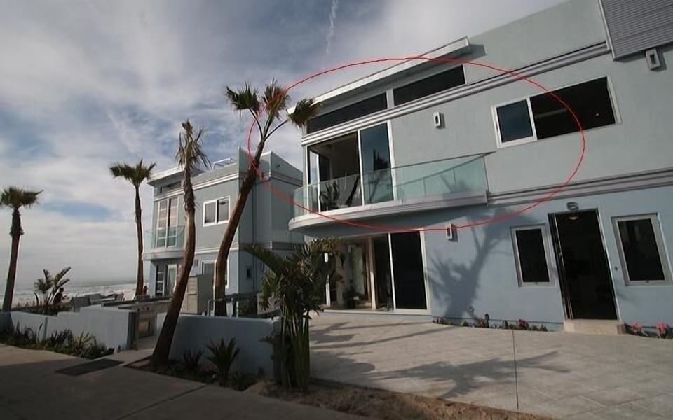 Access to Outdoor Patio with Stainless Steel Gas Grill - Entertain at the beach!