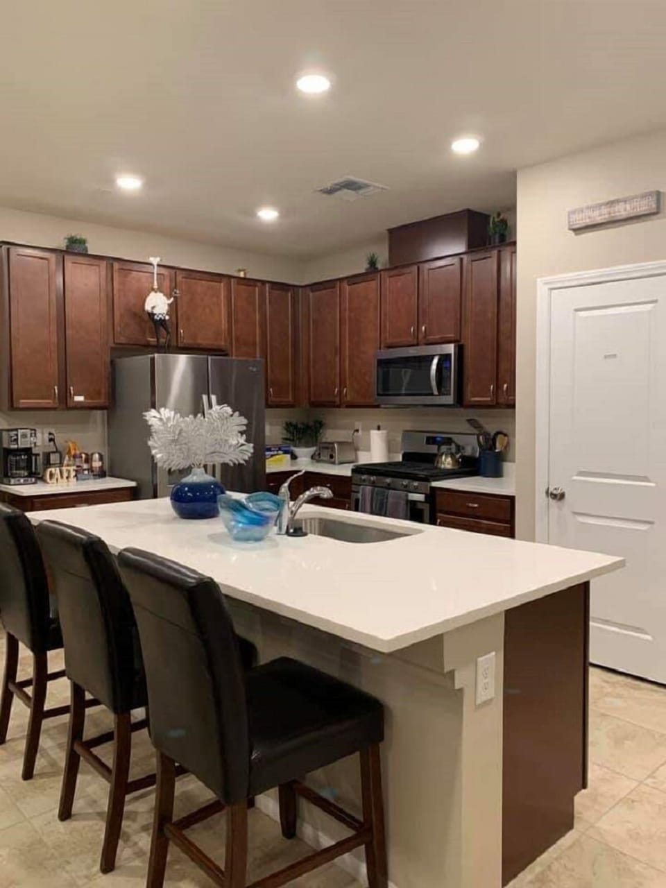 View towards kitchen area