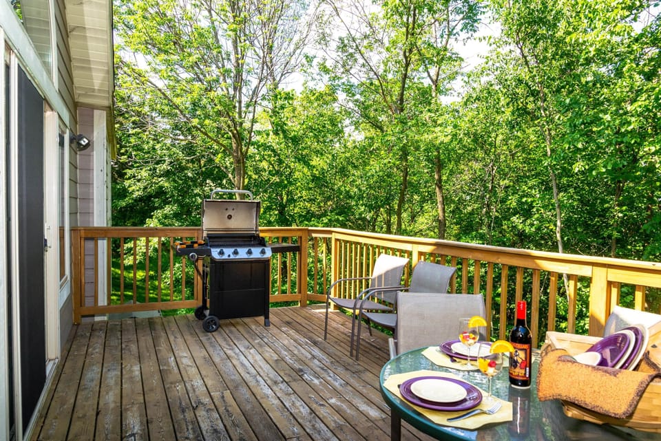 Upper Deck with Grill and Beautiful View