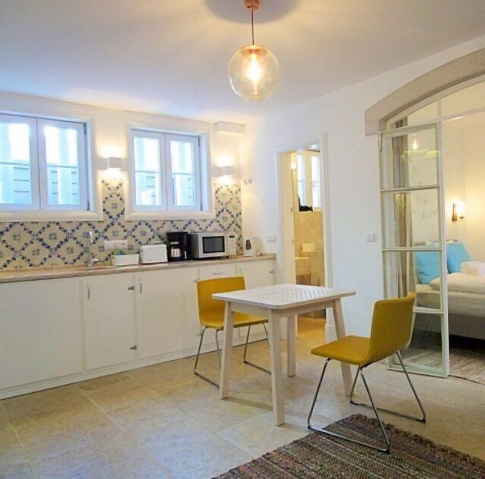 Living Room (3)