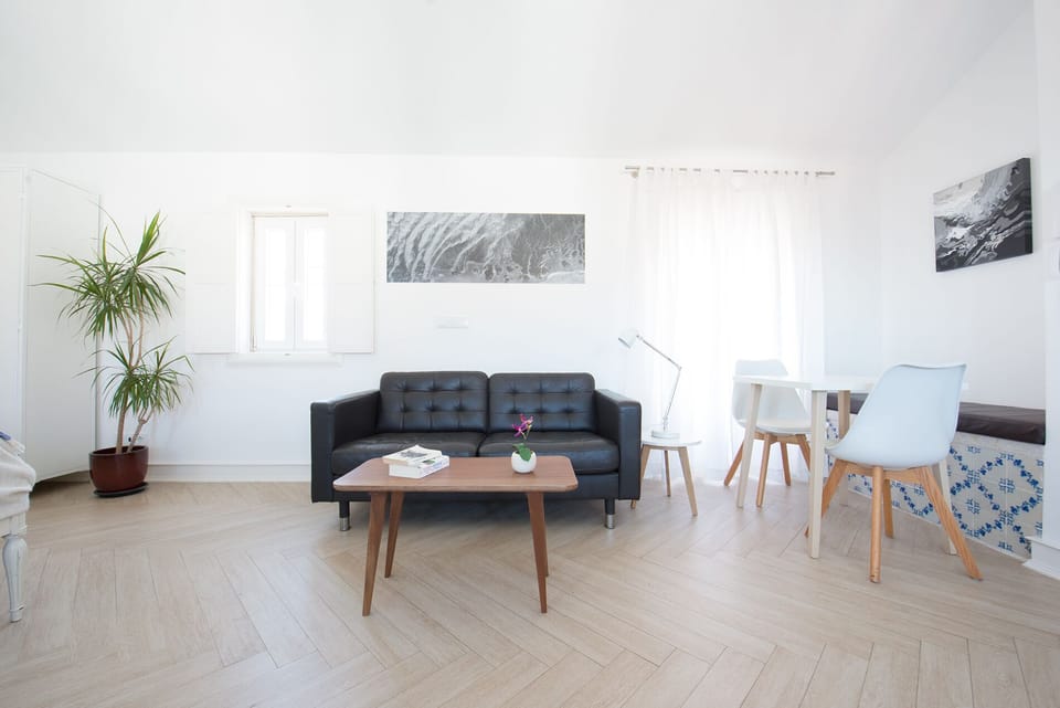 Living Room (2)