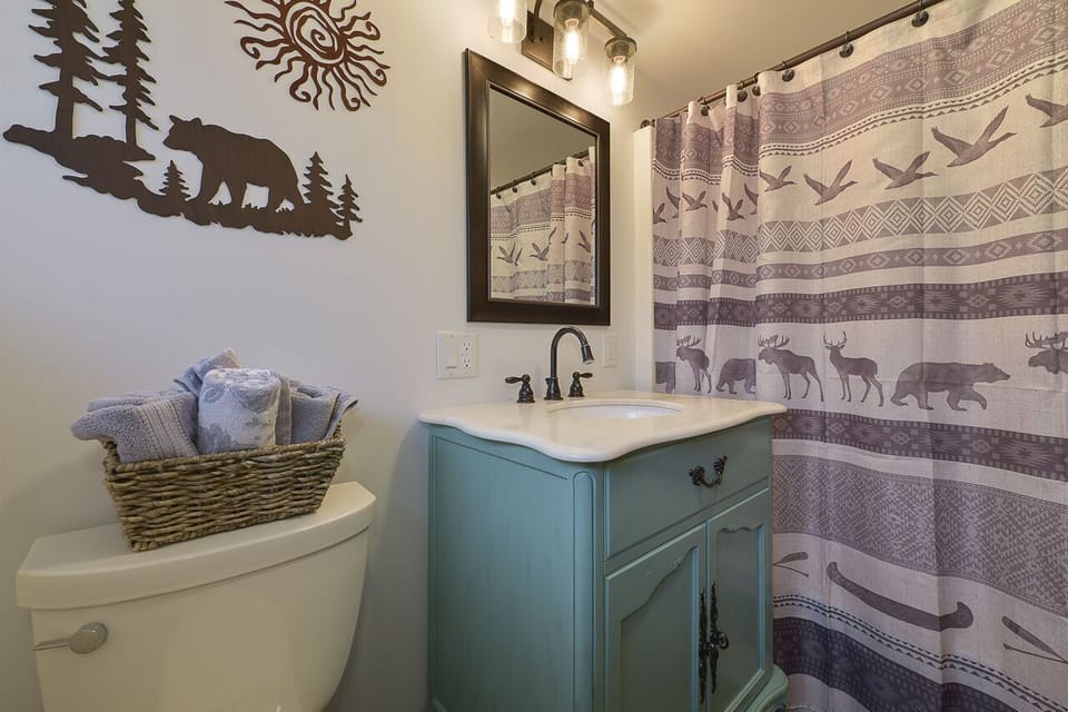 Hall Bathroom