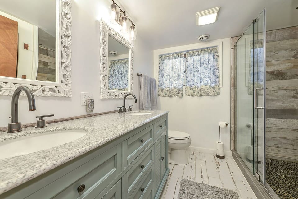 Master Bath