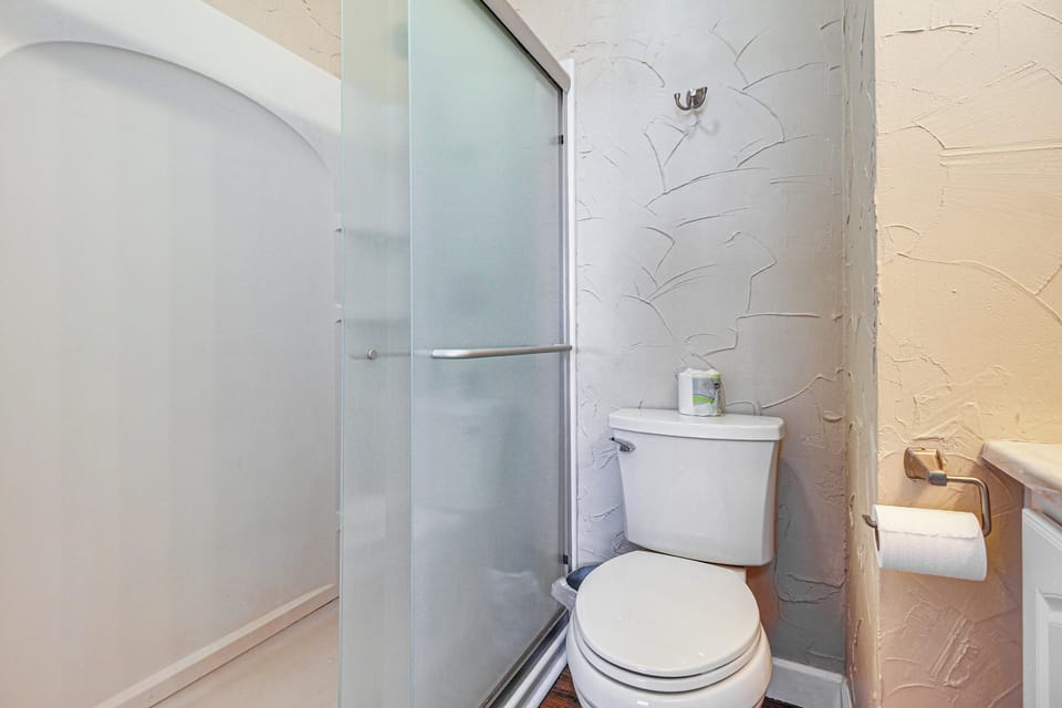 En-Suite Bathroom