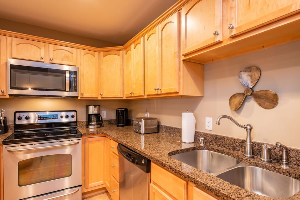 Kitchen - North