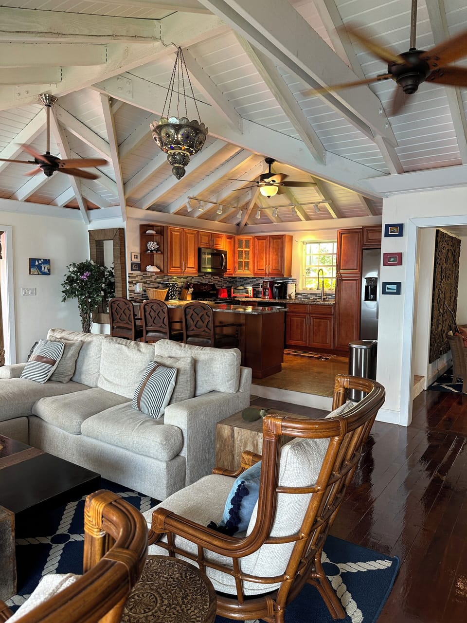 Greatroom with view toward kitchen