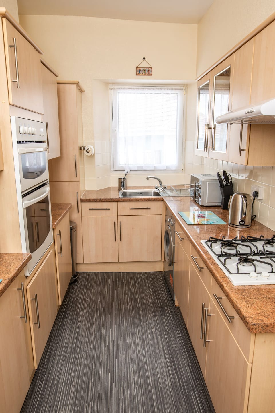 Apartment, Private Bathroom | Restaurant