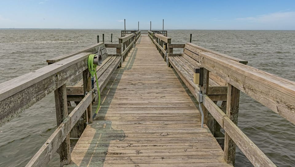 SW Sound Pier