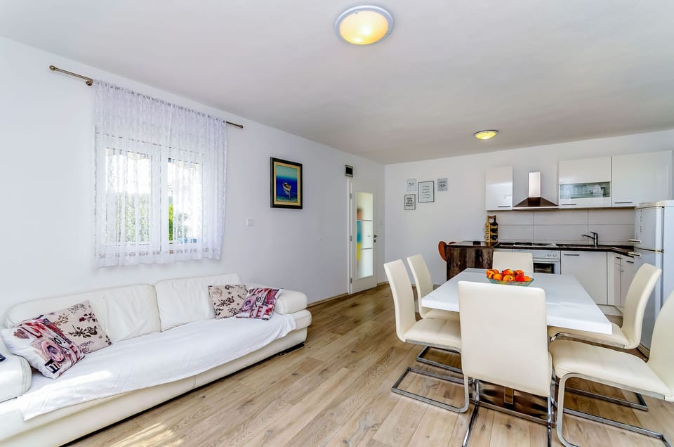 House | Living room