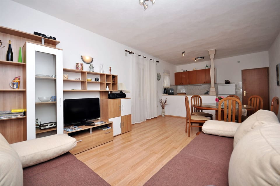 Living room | TV