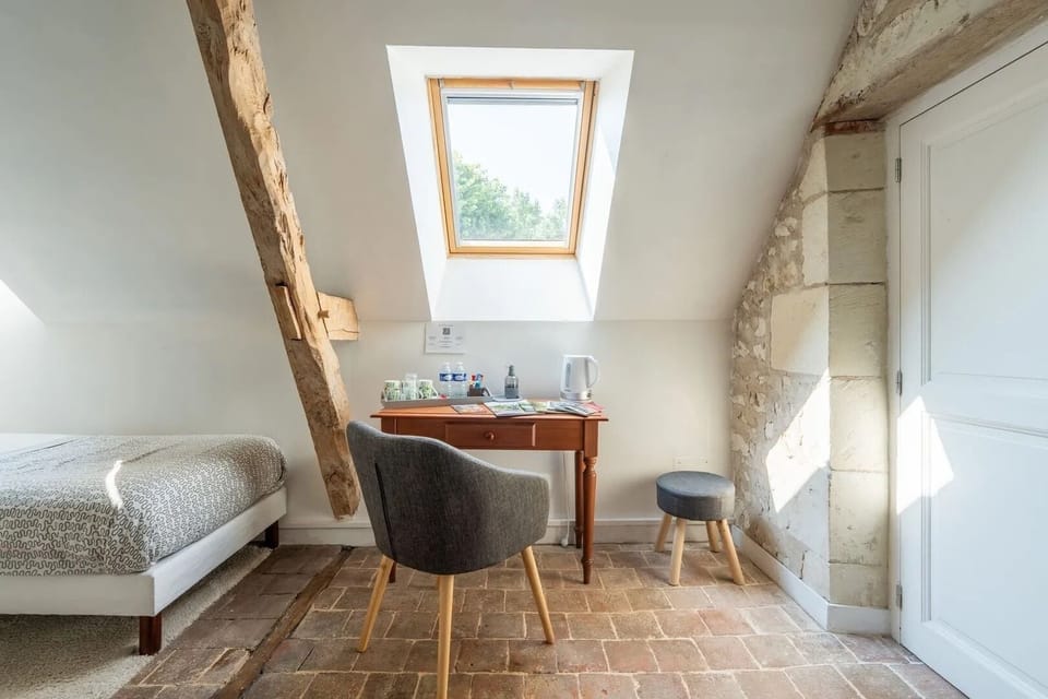 Triple Room (Les Oiseaux) | Premium bedding, individually decorated, individually furnished, desk