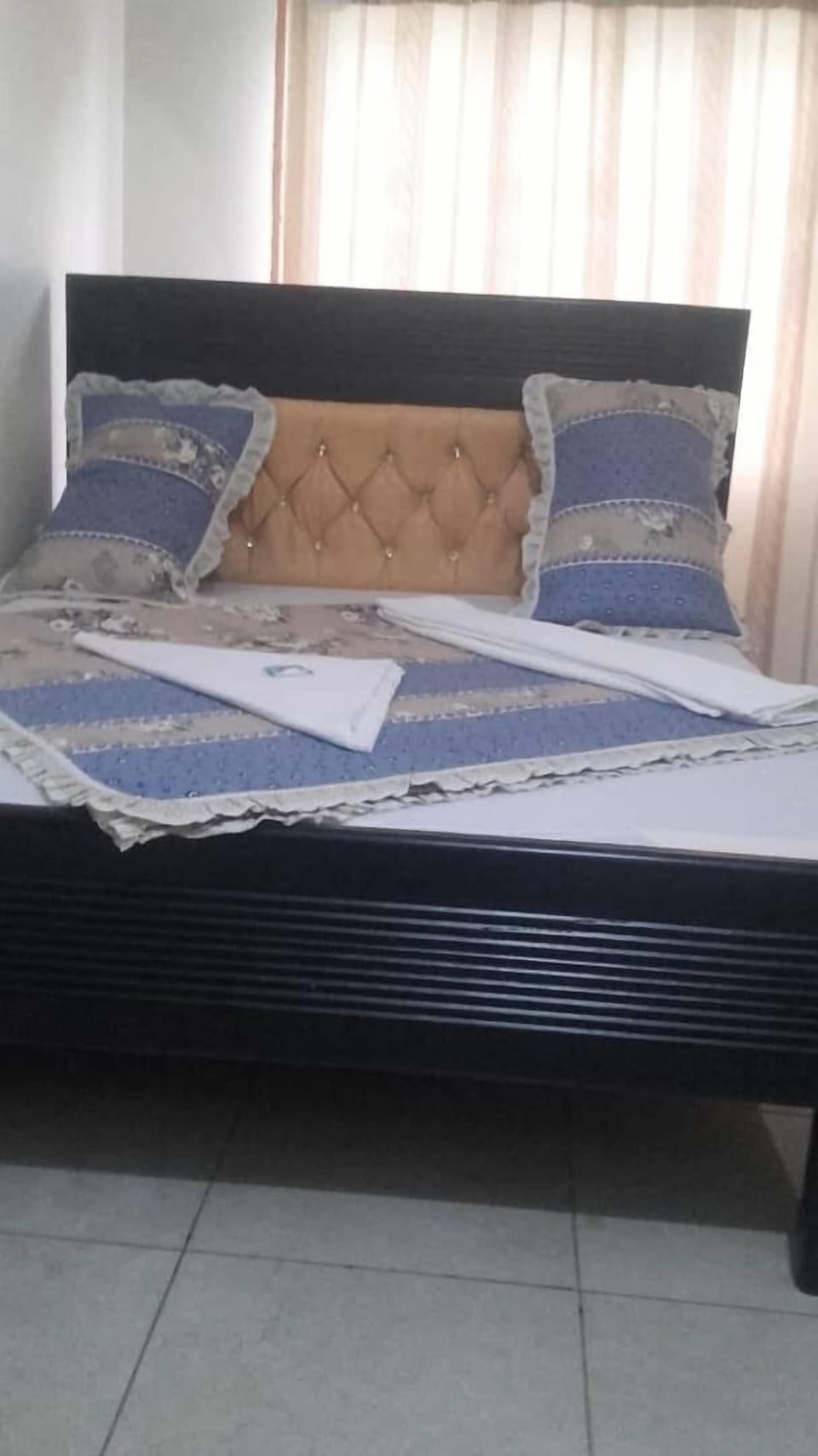Executive Double Room | Desk, laptop workspace, free WiFi, bed sheets