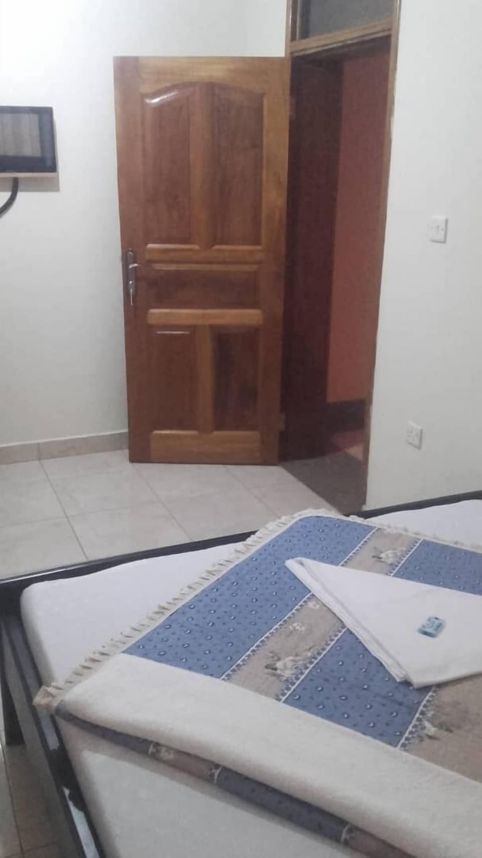 Single Room | Desk, laptop workspace, free WiFi, bed sheets
