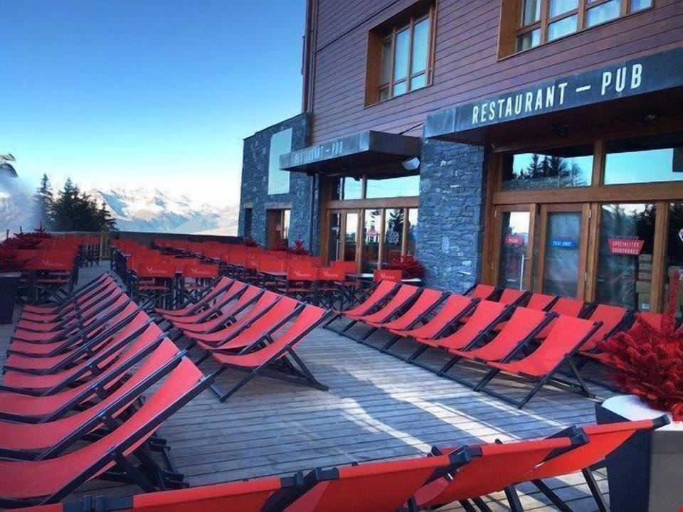 Take a seat at the on-site restaurant after a day on the slopes.
