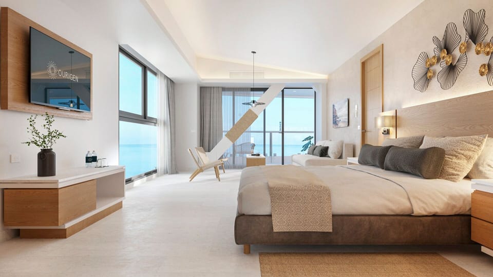 Sunset Suite Ocean Front | Premium bedding, free minibar, in-room safe, blackout drapes