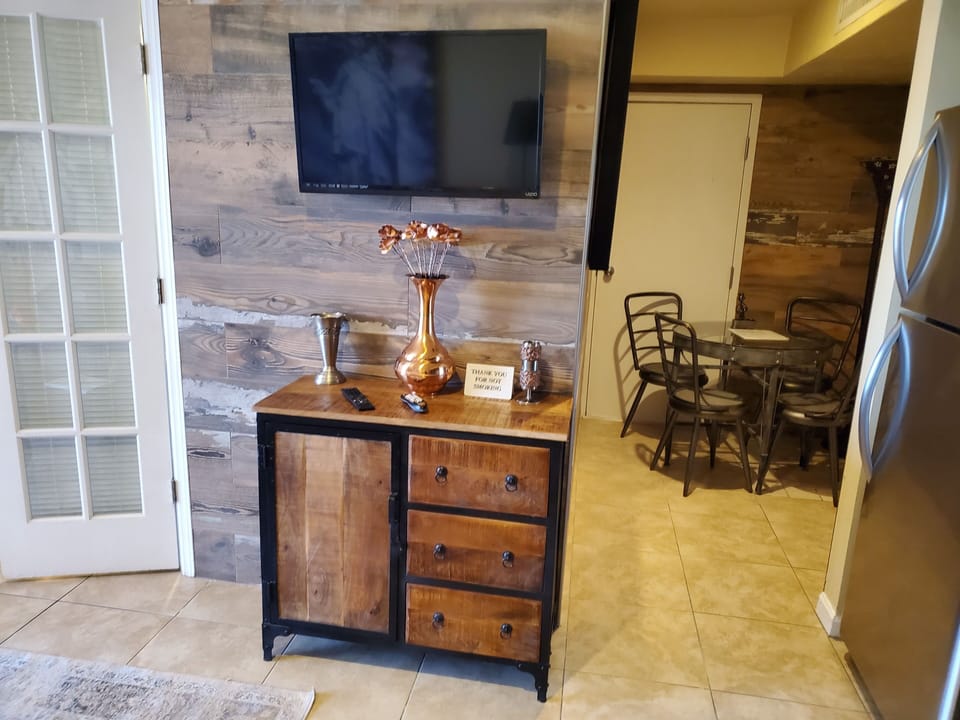 hand built mango wood furniture