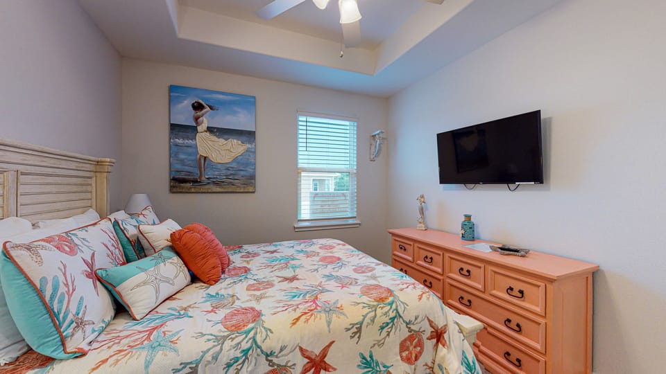 Level Two, Bedroom Two with Queen Size Bed