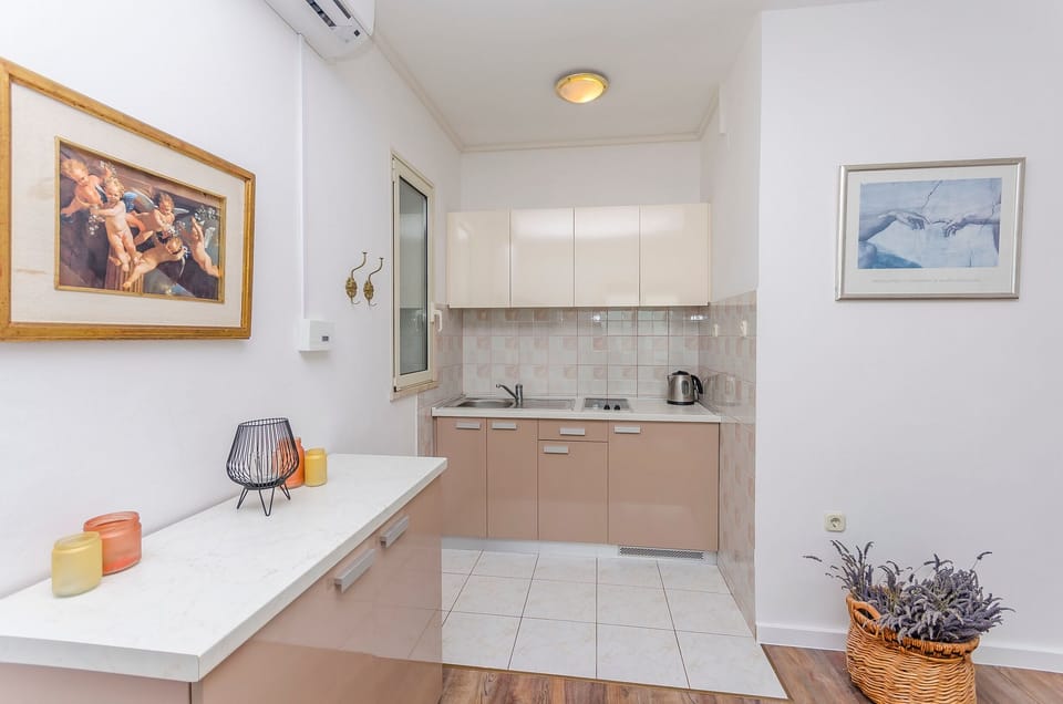 Private kitchen | Stovetop