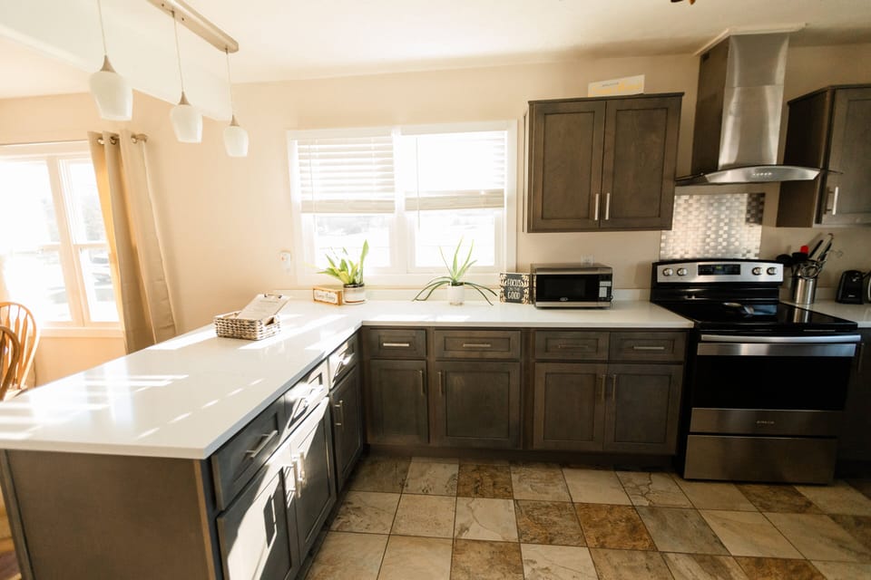 view of the kitchen and bar area
