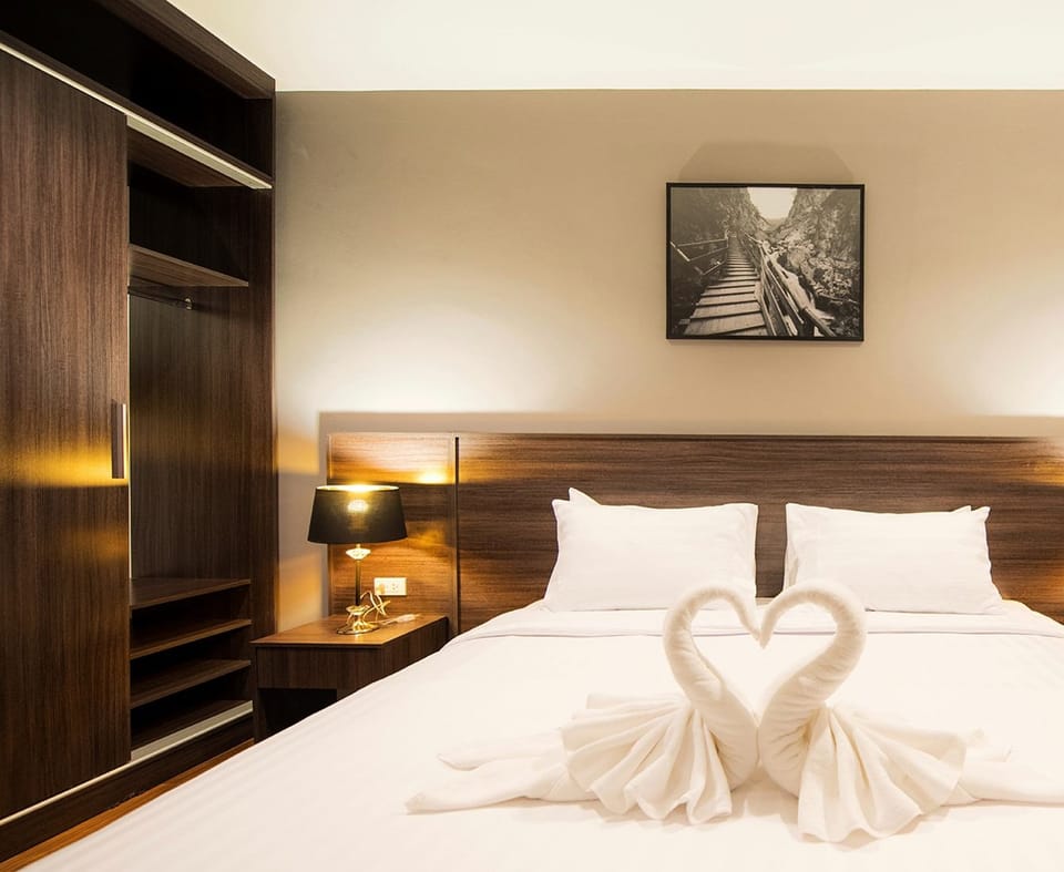 Superior Double Room | Blackout drapes, free WiFi, bed sheets