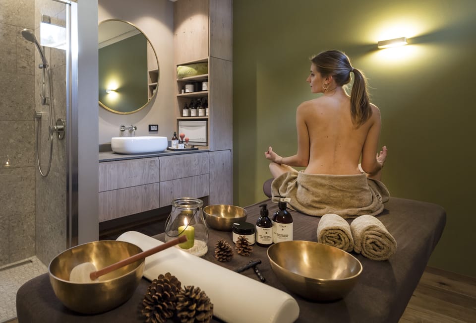 Sauna, hot tub, body treatments