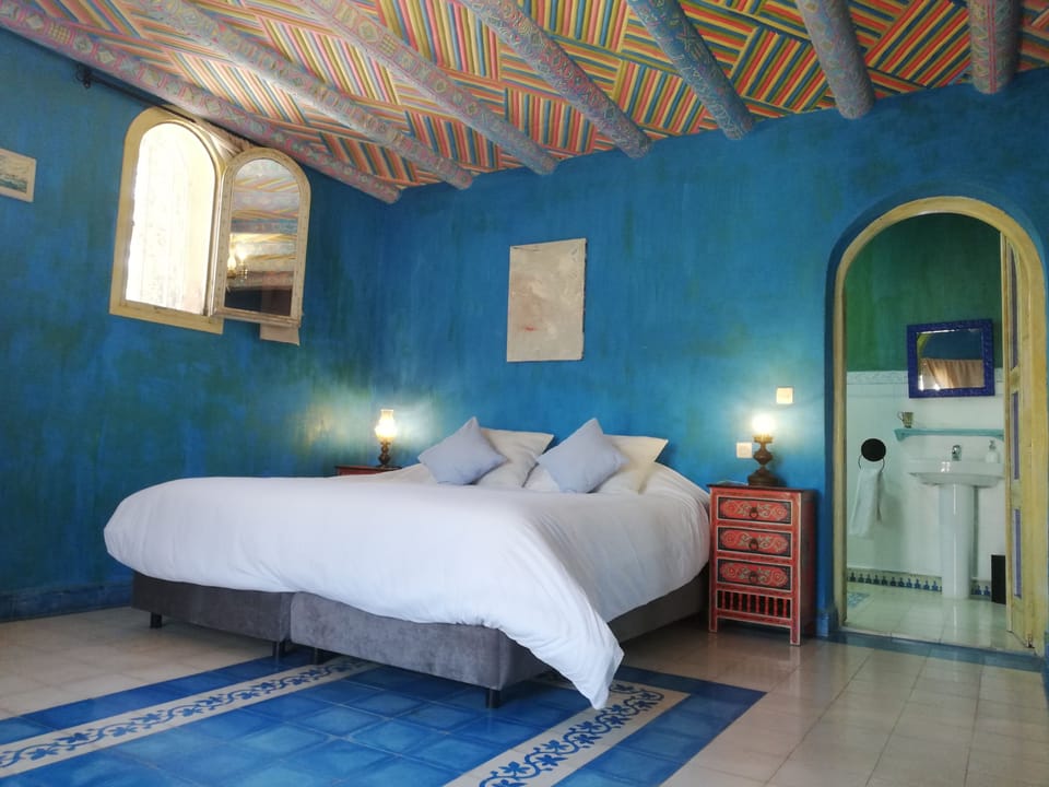 Double Room | Free WiFi, bed sheets