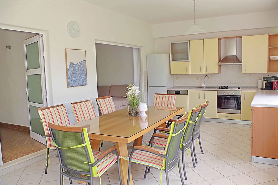 House | Dining