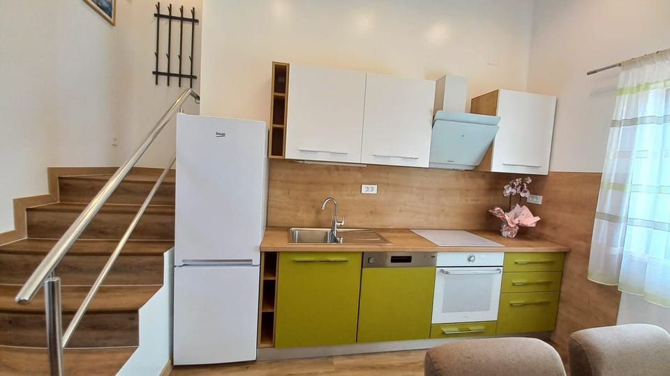Apartment (A6) | Interior