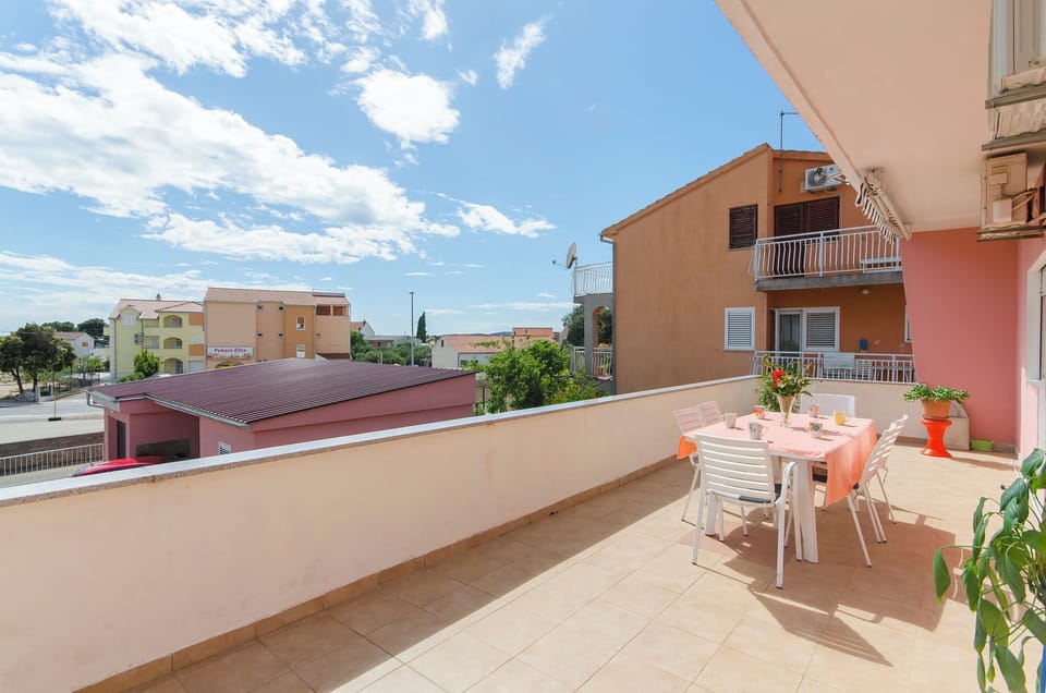 Apartment (A1) | Terrace/patio